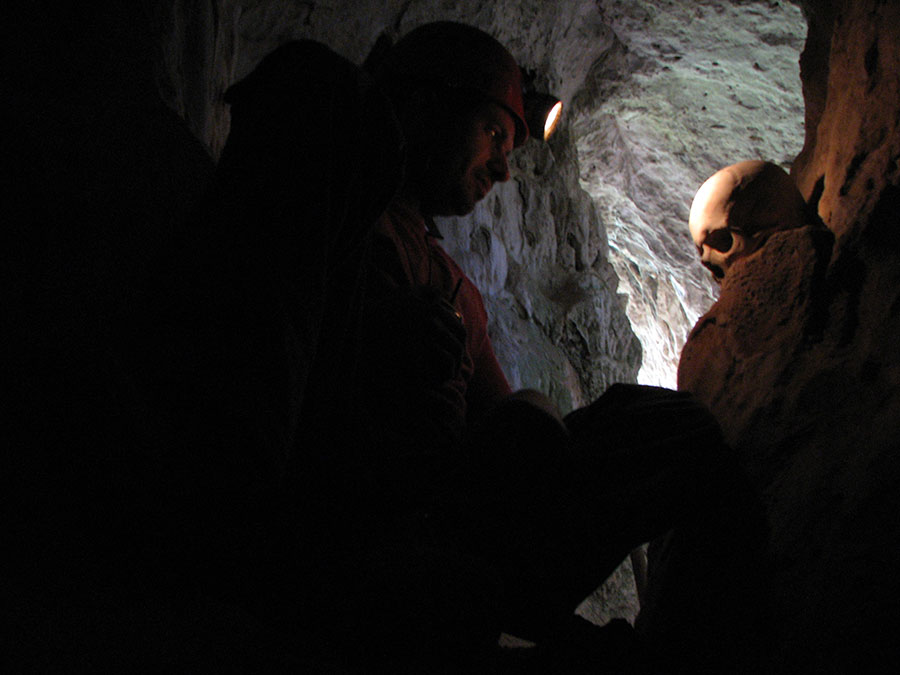 Grotte-a-Kornat-al-hamra-(G.H.)-27-5-2007